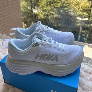white hoka bondi 8